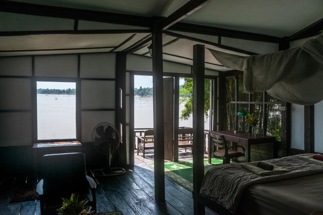 Pomelo Restaurant And Guesthouse - Fishermen & Tammarine Cottages Riverfront - Experience Nature, Culture And Adventure & Tailor-Made Tour Ban Khon Eksteriør billede