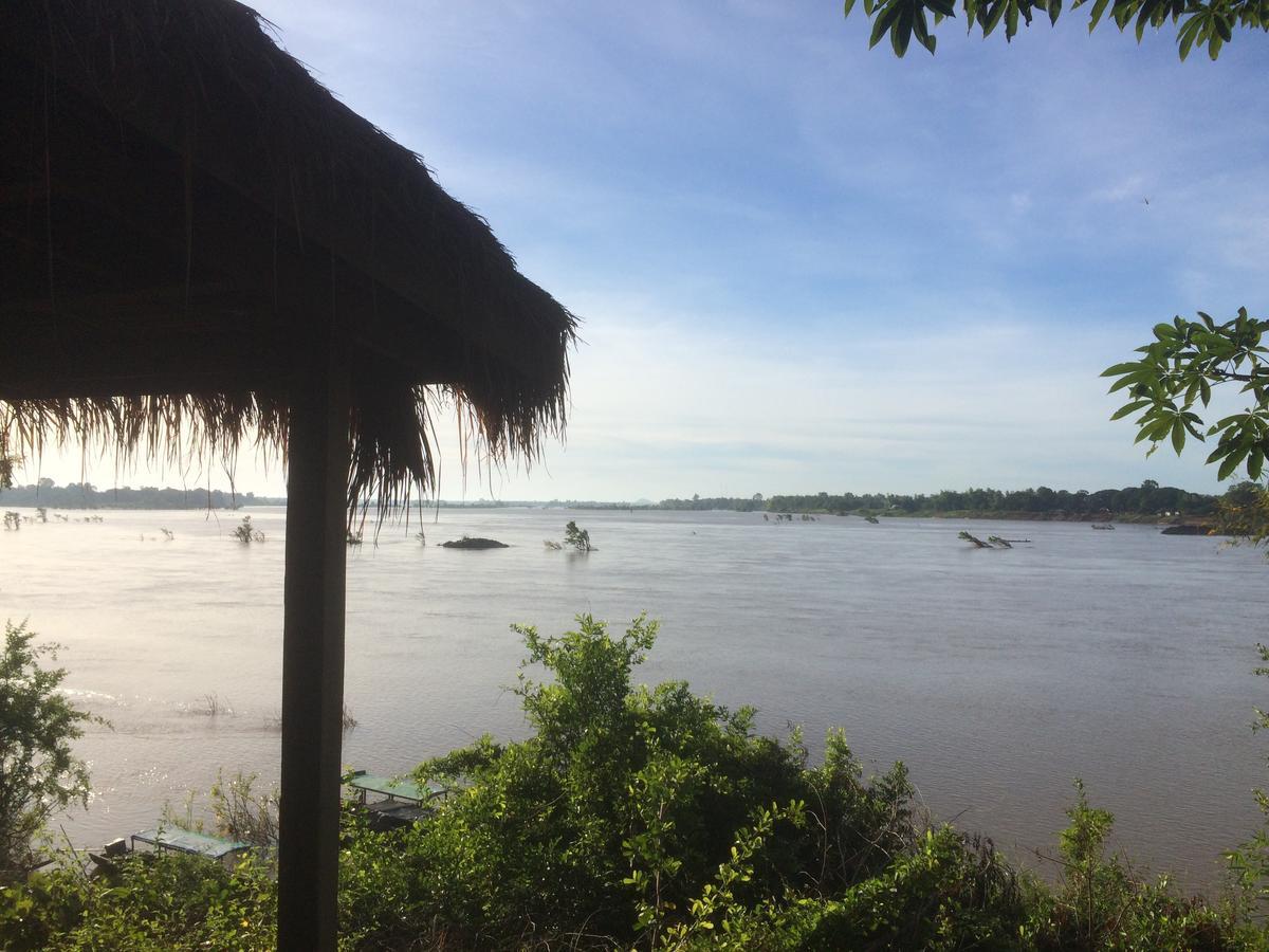 Pomelo Restaurant And Guesthouse - Fishermen & Tammarine Cottages Riverfront - Experience Nature, Culture And Adventure & Tailor-Made Tour Ban Khon Eksteriør billede