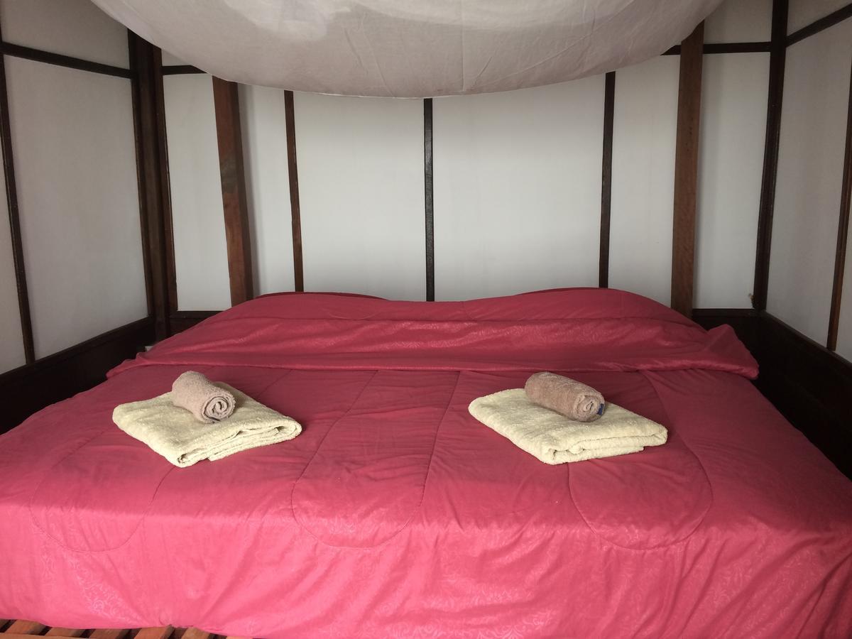 Pomelo Restaurant And Guesthouse - Fishermen & Tammarine Cottages Riverfront - Experience Nature, Culture And Adventure & Tailor-Made Tour Ban Khon Eksteriør billede